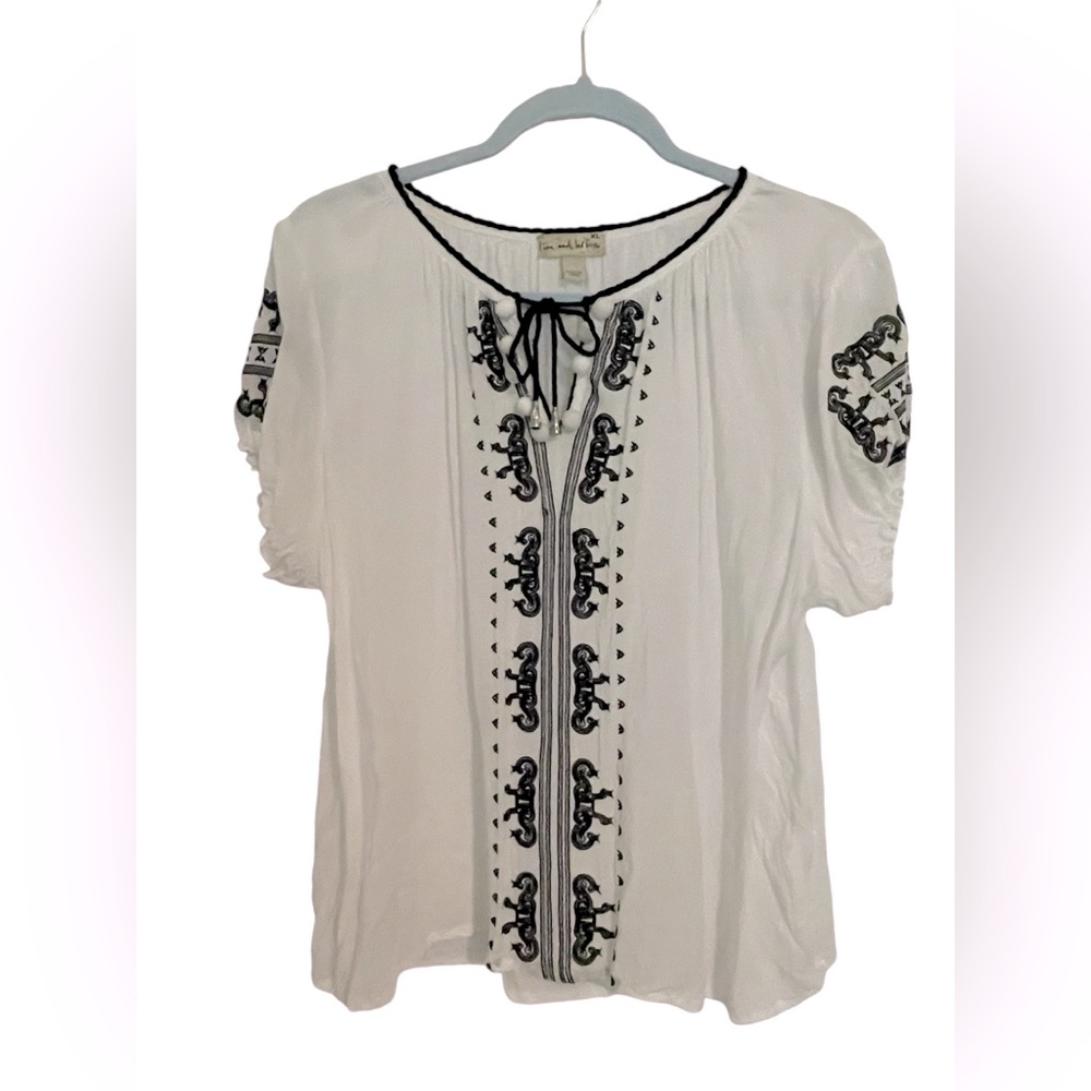 Live and Let Live Ladies White & Black Embroidered Blouse